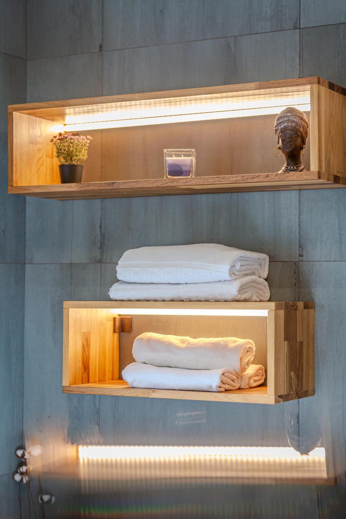 Lagom - Hot Tub Hideout Braşov Eksteriør bilde